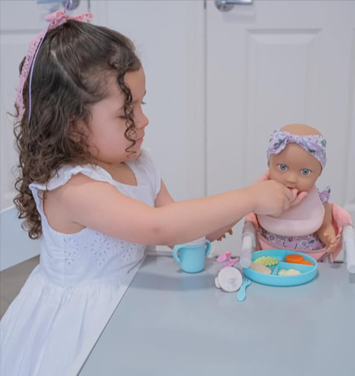 lullababy table seat with girl